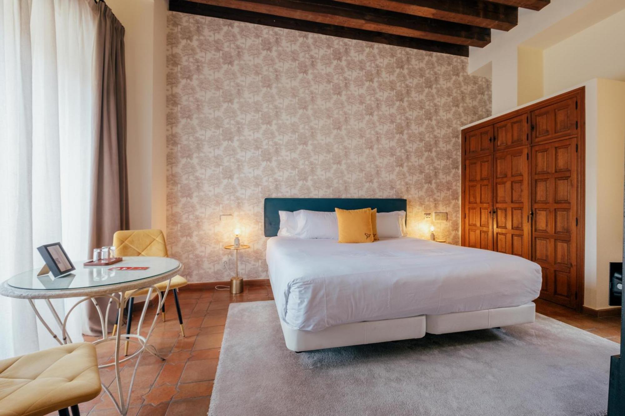 Hotel Cetina Palacio Ayala Berganza 4*
